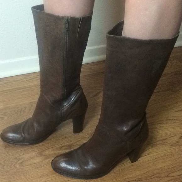 Boots - Picture 1 of 3